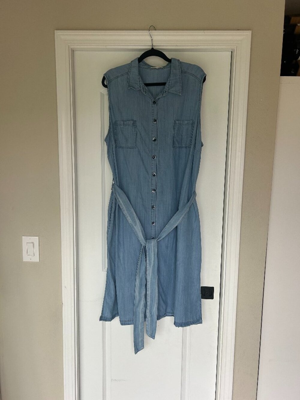 Chambray Denim Sleeveless Button-Front Shirt Dress with Tie Belt